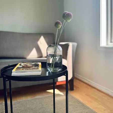 Utsikt, Sentralt Og Romslig! Apartamento