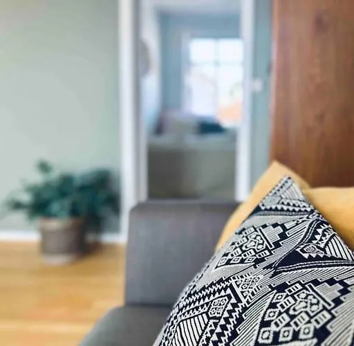 Apartment Utsikt, Sentralt Og Romslig!